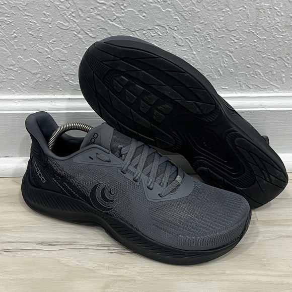 Topo Fli-Lyte 6 Mens Sz 7.5 Shoes Gray Black Road Race Running Trainer 3mm Drop - Picture 2 of 9